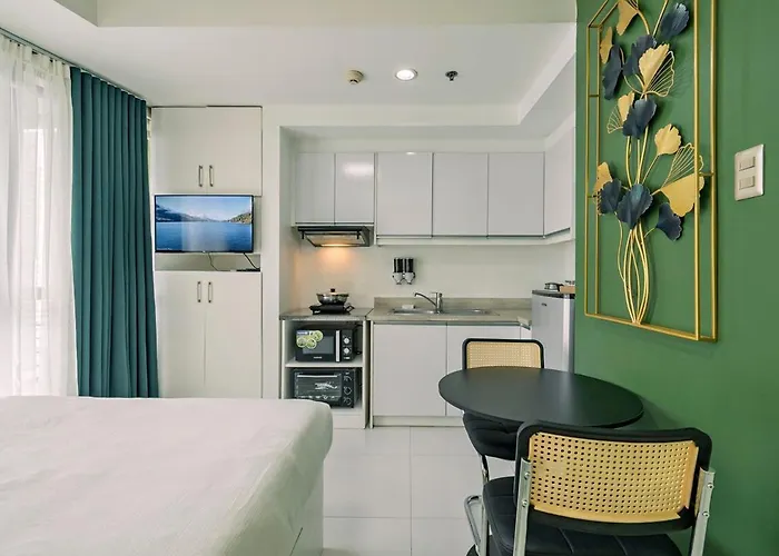 Tropical Retreat 24f Balcony Greenbelt Makati Manila