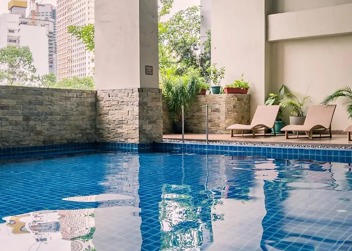 Tropical Retreat 24f Balcony Greenbelt Makati